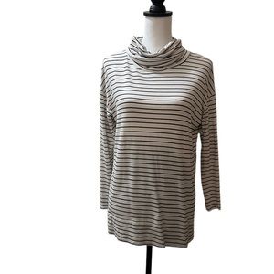 Liz Claiborne Weekend, White W/black stripes, M